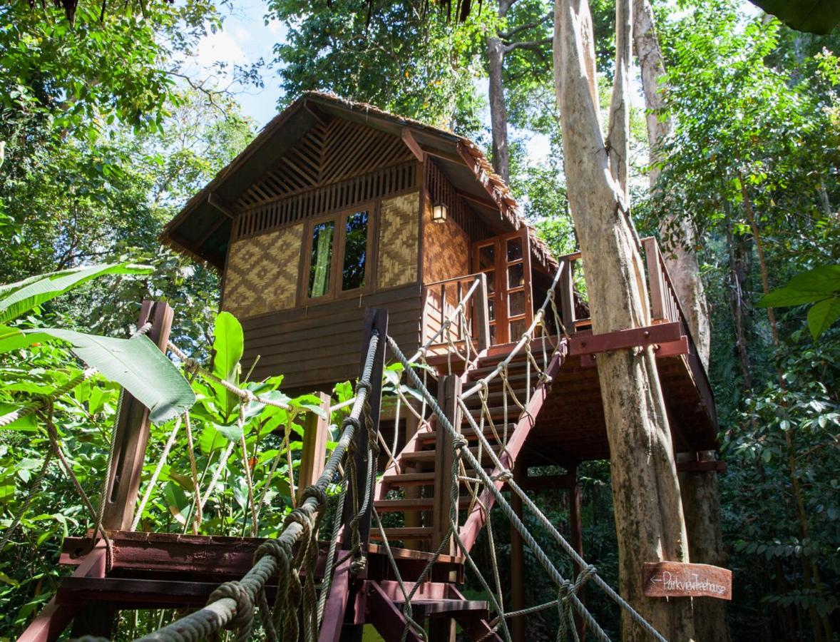 Hotel Our Jungle House Khao Sok National Park Exterior foto