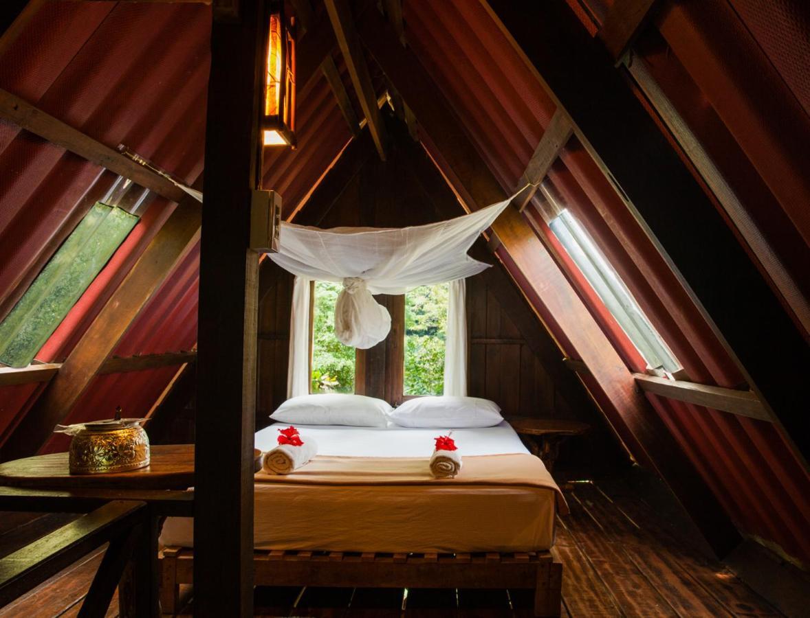 Hotel Our Jungle House Khao Sok National Park Exterior foto