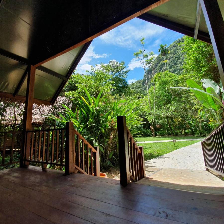 Hotel Our Jungle House Khao Sok National Park Exterior foto