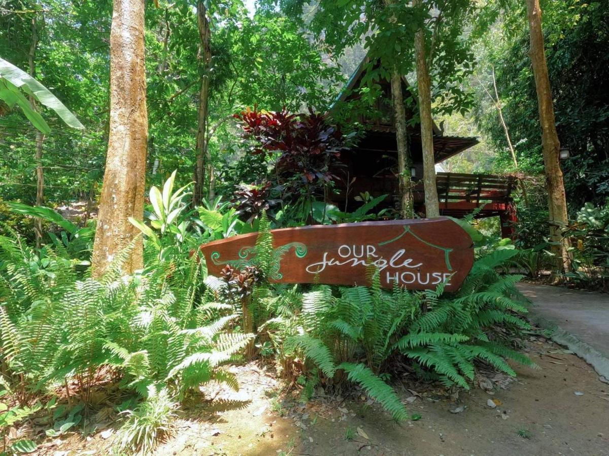 Hotel Our Jungle House Khao Sok National Park Exterior foto