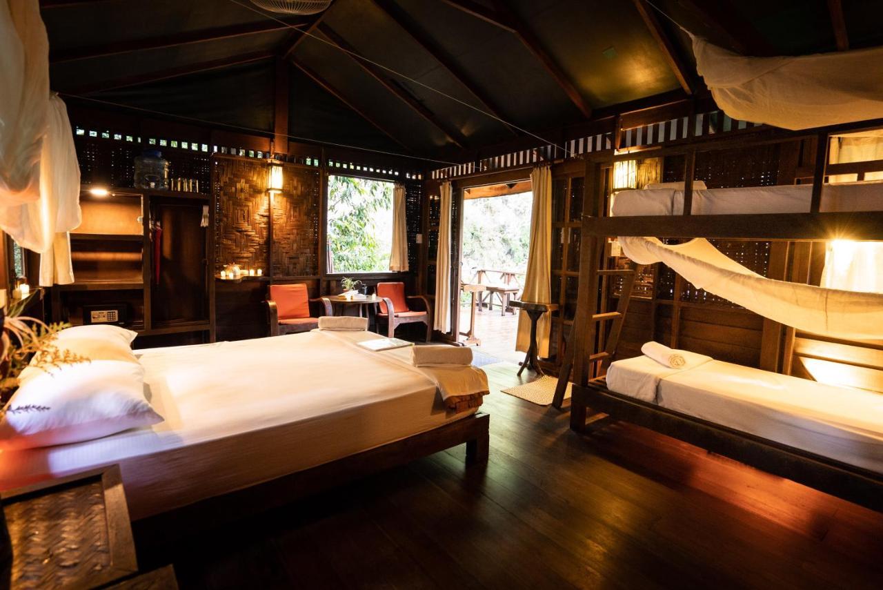 Hotel Our Jungle House Khao Sok National Park Exterior foto