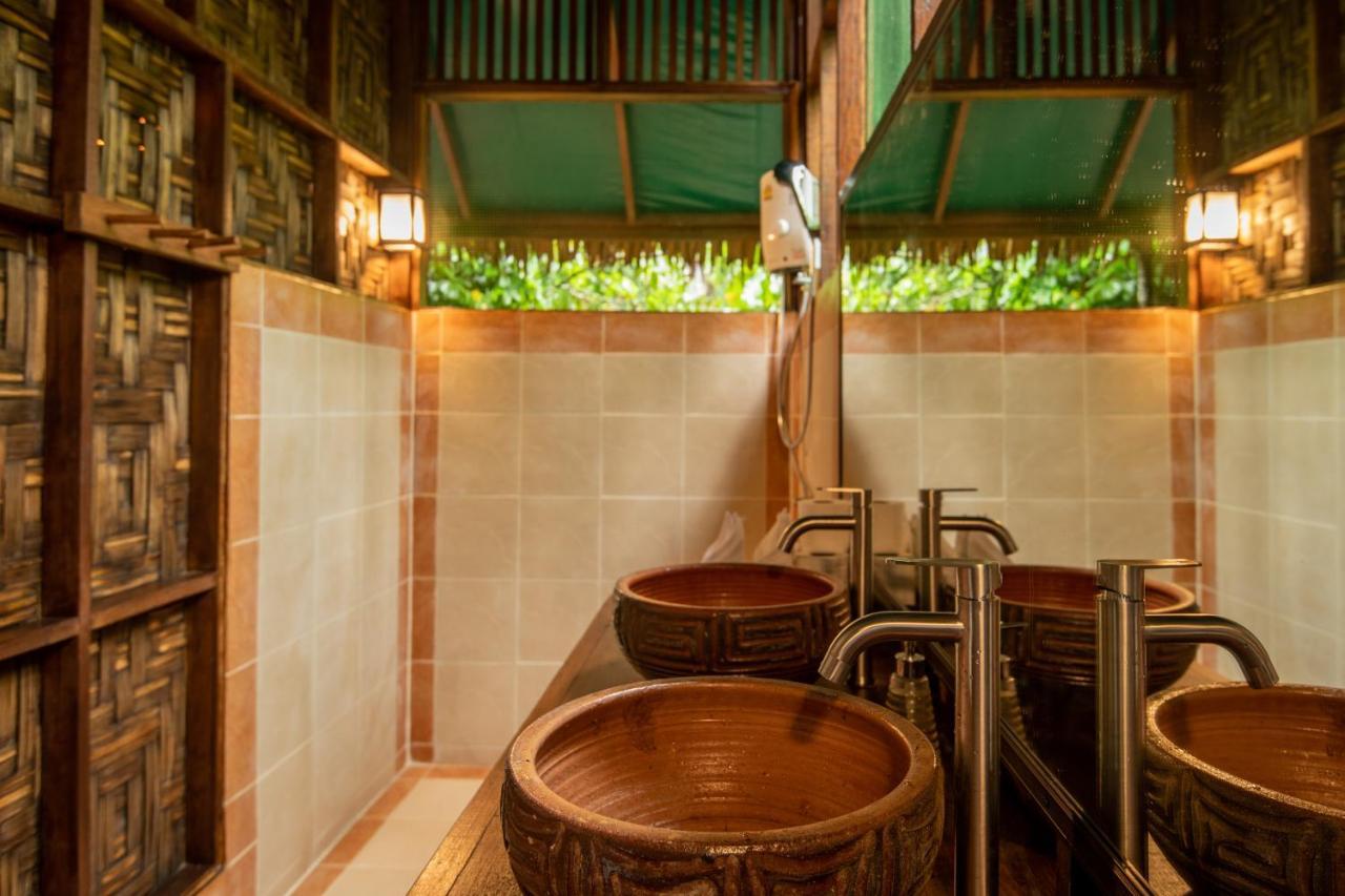Hotel Our Jungle House Khao Sok National Park Exterior foto